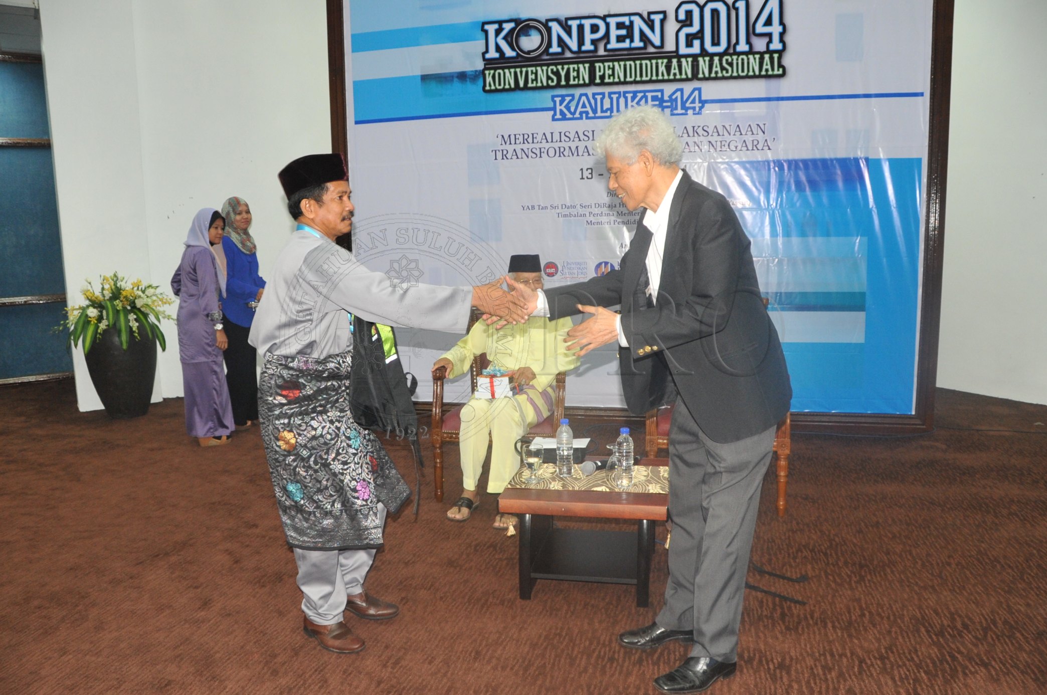 PRO 14 28 KONPEN PRO 7189